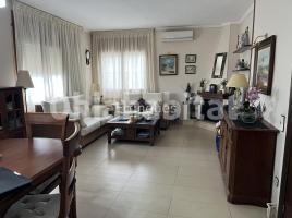 Casa (xalet / torre), 221 m², prop de bus i tren, Calle SANT ISIDRE