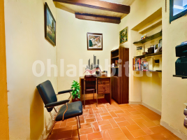 Flat, 656 m²