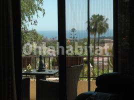 Casa (chalet / torre), 400 m², Calle Viena