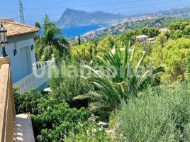 Casa (chalet / torre), 400 m², Avenida Principal