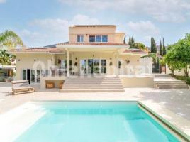 Casa (xalet / torre), 300 m², Avenida de Montecarlo, 5