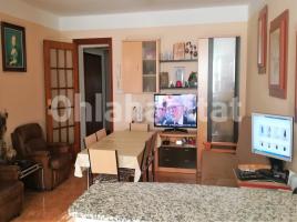 Casa (unifamiliar adossada), 293 m², prop de bus i tren, Calle Sant Josep
