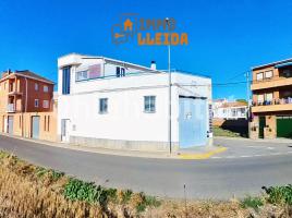  (unifamiliar adossada), 400 m², près de bus et de train, Calle Pi i Margall, 1