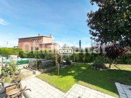 Casa (chalet / torre), 130 m²