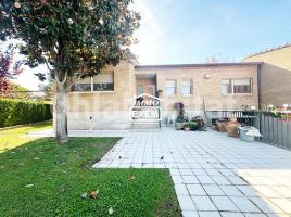 Casa (chalet / torre), 130 m²