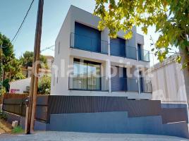 Casa (unifamiliar adossada), 123 m², nou, Calle Mallorca