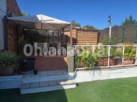 (unifamiliar aïllada), 176 m², Zona