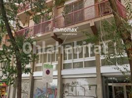 Local comercial, 497 m², Zona