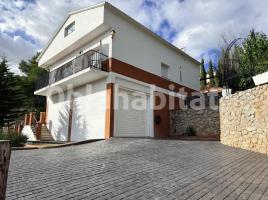Houses (villa / tower), 152 m²
