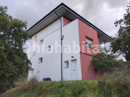 (unifamiliar aïllada), 371 m², presque neuf