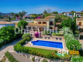 Casa (xalet / torre), 318 m², seminou, Calle Margarida Xirgu