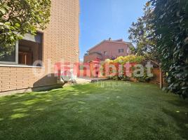 Pis, 90 m², seminou