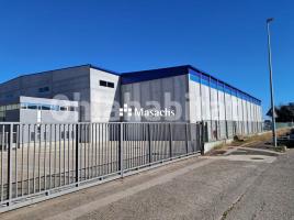 Louer , 8151 m², Zona