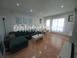 Flat, 70 m², near bus and train, almost new, Calle ZONA CENTRO, S/N