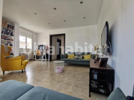 Casa (unifamiliar adosada), 243 m²