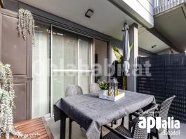 Flat, 72 m², almost new