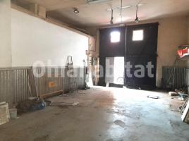 Local comercial, 173 m², prop de bus i tren
