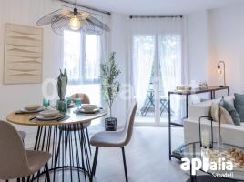 Flat, 95 m², near bus and train