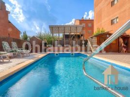 Altres, 158 m², Zona