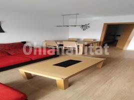 Piso, 70 m², cerca de bus y tren, Calle la Menta