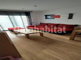Piso, 70 m², cerca de bus y tren, Calle la Menta