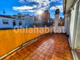 Houses (terraced house), 162 m², near bus and train