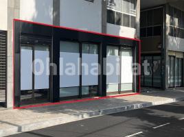 For rent business premises, 290 m², Avenida de Sant Narcís, 24