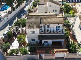 Casa (unifamiliar aïllada), 215 m², Zona