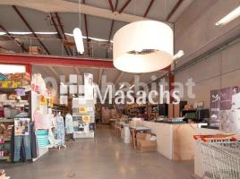 Nave industrial, 736 m², Zona