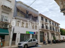 Pis, 171 m², prop de bus i tren