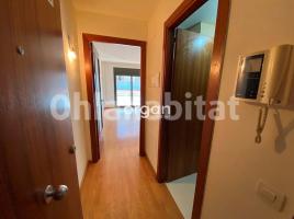 Piso, 63 m², seminuevo, Zona