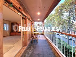 Pis, 110 m², près de bus et de train, Calle de Domènec Oristrell