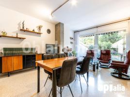 Casa (unifamiliar adosada), 184 m², cerca de bus y tren