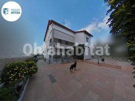 Casa (unifamiliar aislada), 240 m²