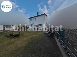 Casa (unifamiliar aislada), 240 m²