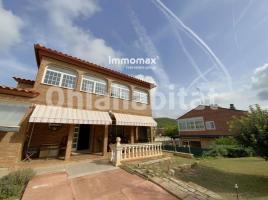 Houses (terraced house), 381 m², Zona