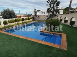 Casa (xalet / torre), 361 m², seminou
