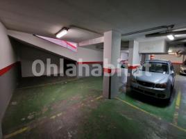 Local comercial, 390 m², cerca de bus y tren