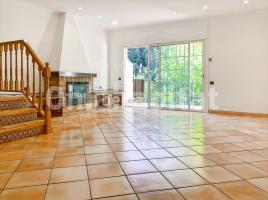 Casa (unifamiliar adossada), 170 m², Zona