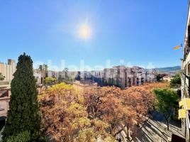 Pis, 88 m², près de bus et de train, Paseo Comte de Vilardaga