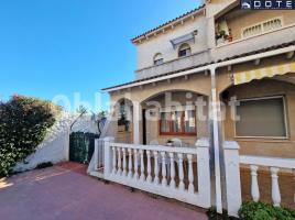 Casa (unifamiliar adossada), 90 m², Zona