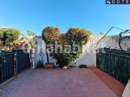 Casa (unifamiliar adossada), 90 m², Zona