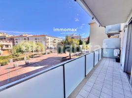 Pis, 111 m², seminou, Zona