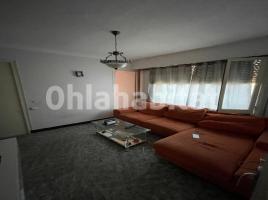 Piso, 63 m², Calle de Magnet