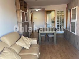 Alquiler piso, 77 m², seminuevo