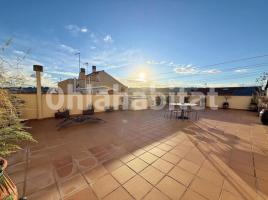 Casa (unifamiliar adossada), 309 m², Zona