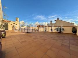 Casa (unifamiliar adossada), 309 m², Zona