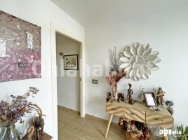 Casa (unifamiliar adossada), 236 m², prop de bus i tren