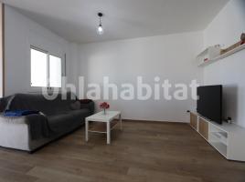 Houses (terraced house), 143 m², almost new, Calle Gran Canària, 3