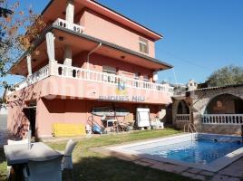 Casa (xalet / torre), 179 m², seminou, Calle d'Eduard Toldrà